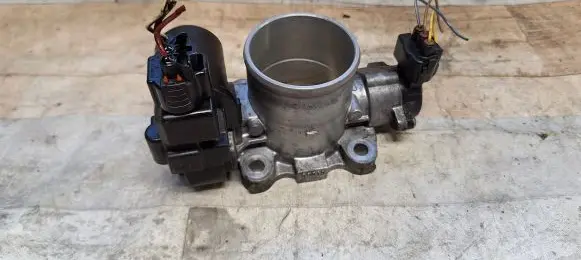 Toyota Corolla Verso AR10 Throttle valve