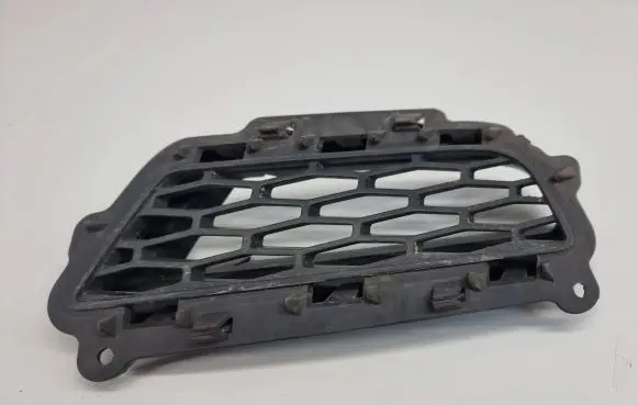 Land Rover Evoque I Front bumper lower grill GJ3220208A