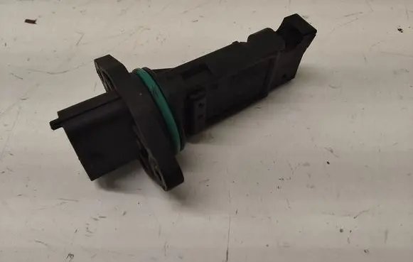 Volvo XC70 Mass air flow meter F00C2G2064