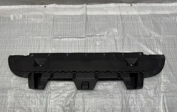 Maserati Grecale Wiper trim 670157346