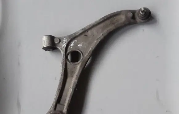 Hyundai i40 Front lower control arm/wishbone 545013Z000