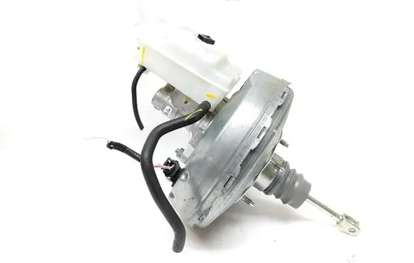 Dacia Sandero Brake booster 472101095R 25607852580 352020172