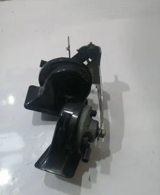 BMW 5 E60 E61 Horn signal 0092018 6935709