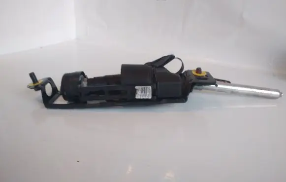Volvo V50 Front seatbelt 8639692