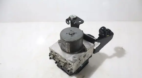 Ford Mondeo MK IV ABS Pump