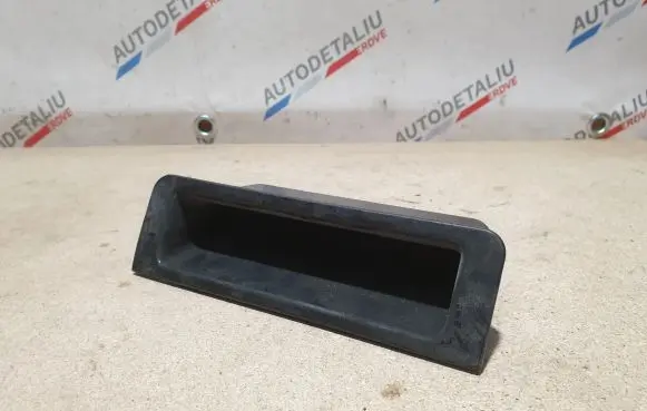 BMW 5 E39 Dashboard storage box/compartment 8159701 8210445