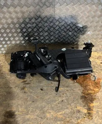 Porsche Cayenne (92A) Webasto auxiliary heater other parts 7P5820005AJ 200712173519 52427024