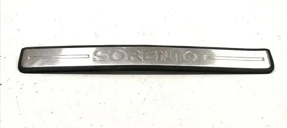 KIA Sorento Front sill trim cover 858863E000