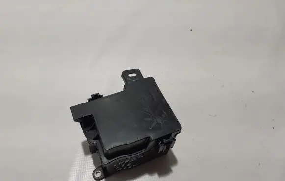 Renault Captur II Fuse module 252360794R