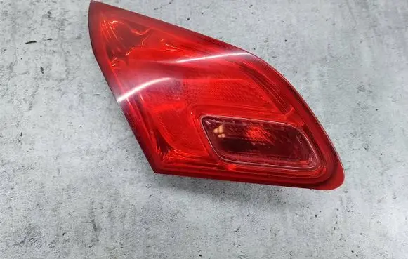 Opel Astra J Rear/tail lights