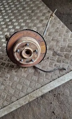 KIA Ceed Rear wheel hub spindle/knuckle 