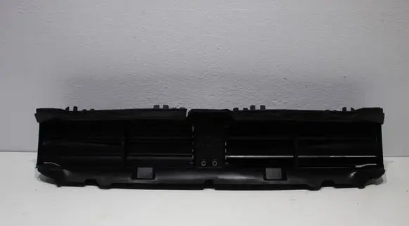 BMW 3 G20 G21 Intercooler air channel guide 5A22C6502 220242360 220511091