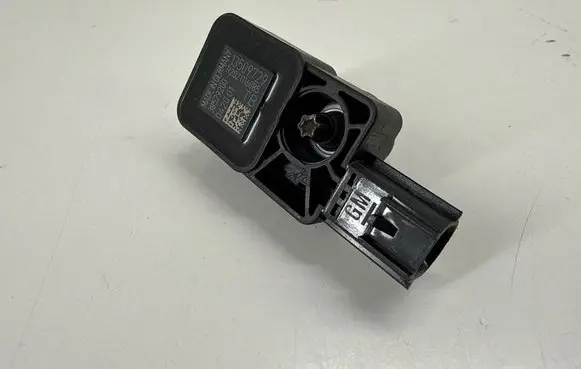 Chevrolet Camaro Airbag deployment crash/impact sensor 13509729 38529200