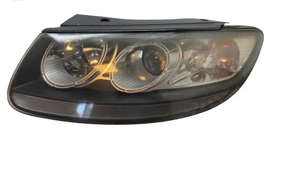 Hyundai Santa Fe Headlight/headlamp 921012BXXX H7.H7