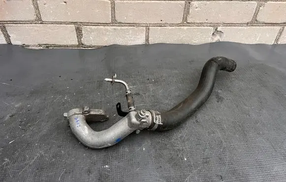 Honda CR-V Engine coolant pipe/hose