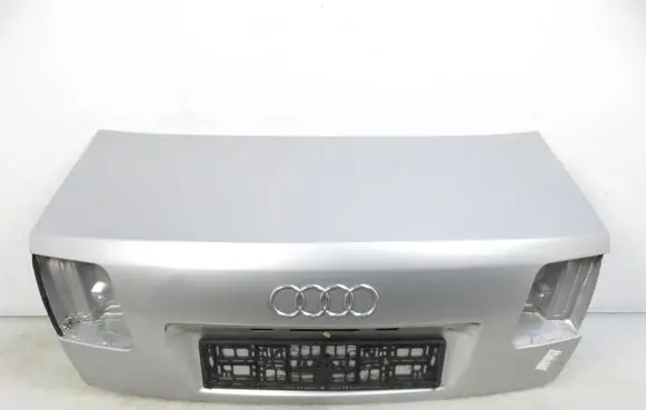 Audi A8 S8 D3 4E Air conditioning (A/C) pipe/hose 