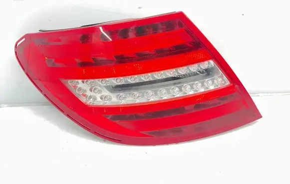Mercedes-Benz C W204 Rear/tail lights 2048205464