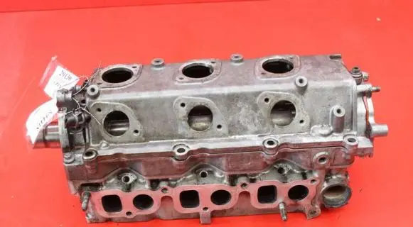 Renault Vel Satis Engine head 