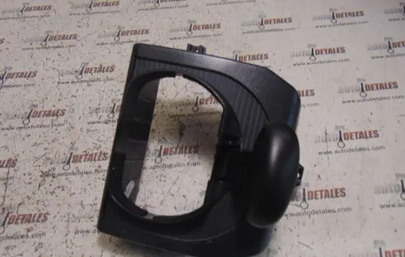Steering wheel column trim