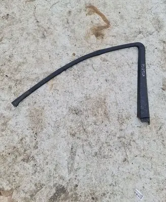 Mercedes-Benz ML W164 Other front door trim element A1647200670