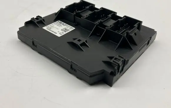 Volkswagen PASSAT B7 BSM Control unit 5K0937085S 5WK50249 5WG50408