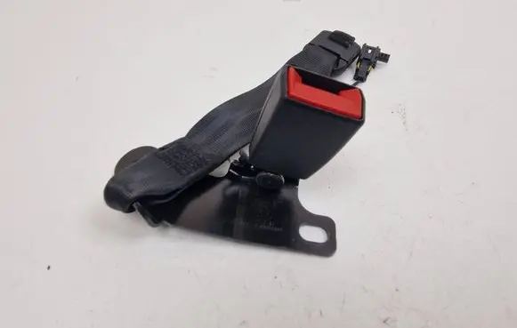 Fiat 500X Middle seatbelt buckle (rear) 735627697 34210663B