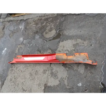 Alpine A110 Side skirt front trim 