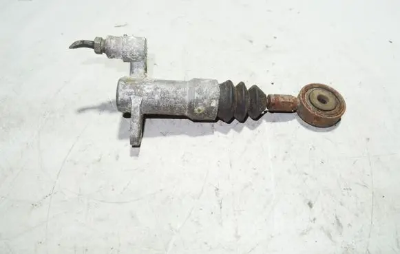 Audi A4 S4 B5 8D Clutch master cylinder 8D1721401