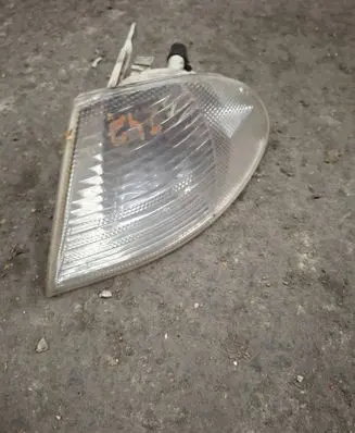 BMW 3 E46 Front indicator light 1315106140
