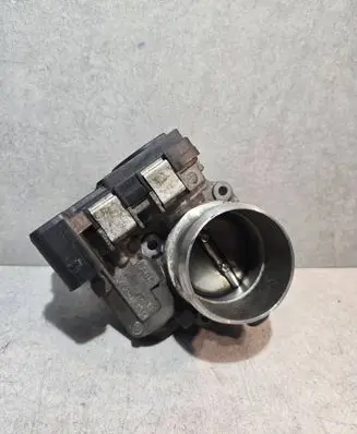 Volkswagen PASSAT B7 Throttle valve 03C133062D