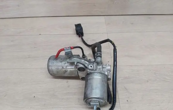 Toyota Prius (XW50) Master brake cylinder 47070-47080