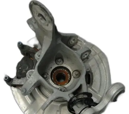 BMW 5 F10 F11 Rear wheel hub 6796100