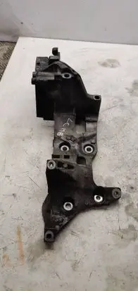 Skoda Octavia Mk3 (5E) Generator/alternator bracket 04L903143B