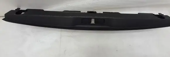Trunk/boot sill cover protection