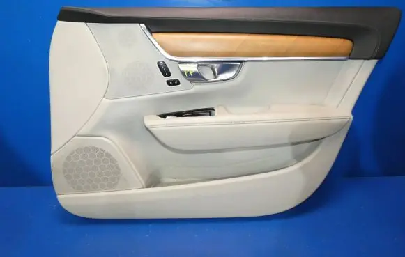 Volvo S90, V90 Front door card panel trim