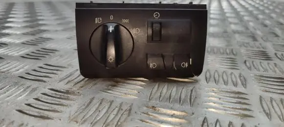 BMW X5 E53 Light switch 6909775 138930 037045061