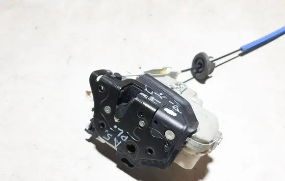 Audi A5 8T 8F Front door lock 8J2837016C