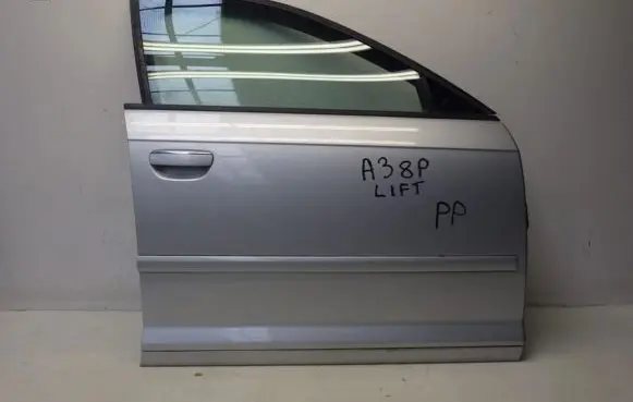 Audi A3 S3 8P Front door