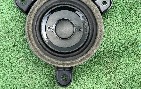 Audi A8 S8 D4 4H Front door speaker 4H0035397 3168420010