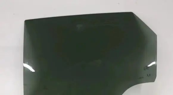 Audi A1 Sliding door window/glass 82G845205A