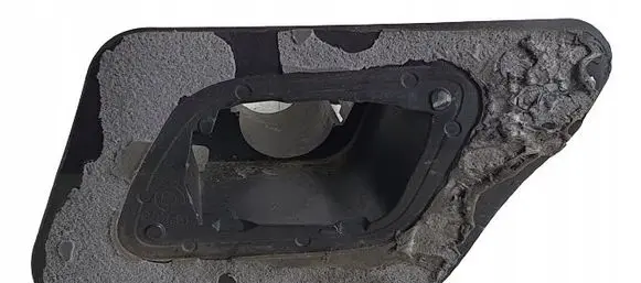 BMW 5 G30 G31 G38 Rear bumper mounting bracket 8061777