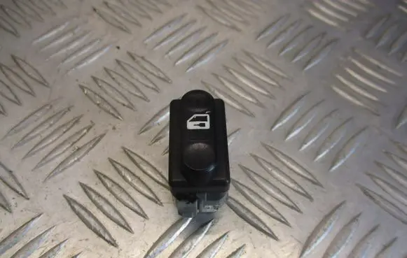 Nissan Primera Differential lock switch 