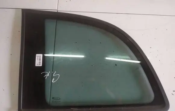 Opel Zafira A Rear side window AS3