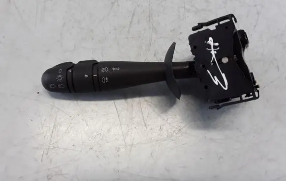 Renault Laguna II Indicator stalk 8200328896