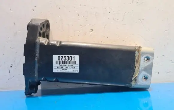 Audi A2 Front side member 8Z0805120