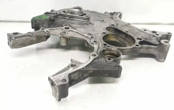 Hyundai i30 Timing chain cover 213112A300