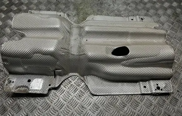 Audi TT TTS RS Mk3 8S Exhaust heat shield 8S0825613D
