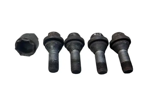 Volvo XC60 Anti-theft wheel nuts and lock 