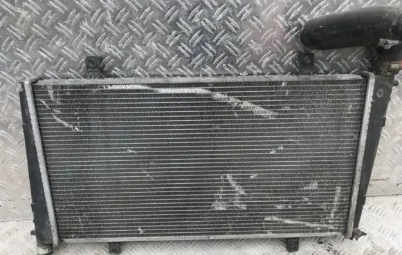 Coolant radiator