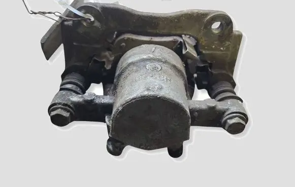 Toyota Corolla Verso AR10 Rear brake caliper